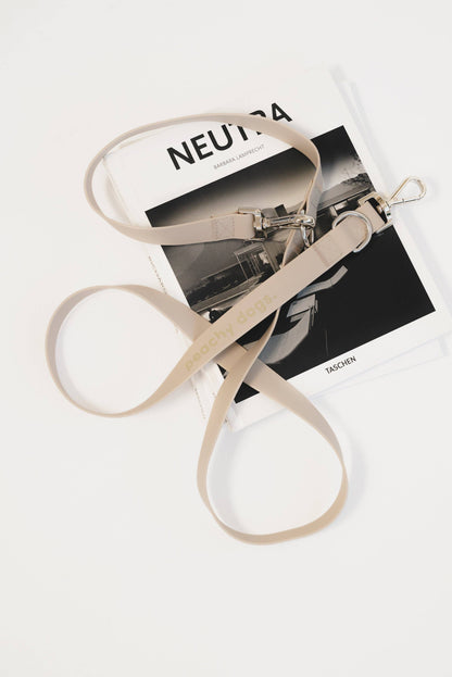 Peachy Dogs | Laisse On-the-go | Café au Lait