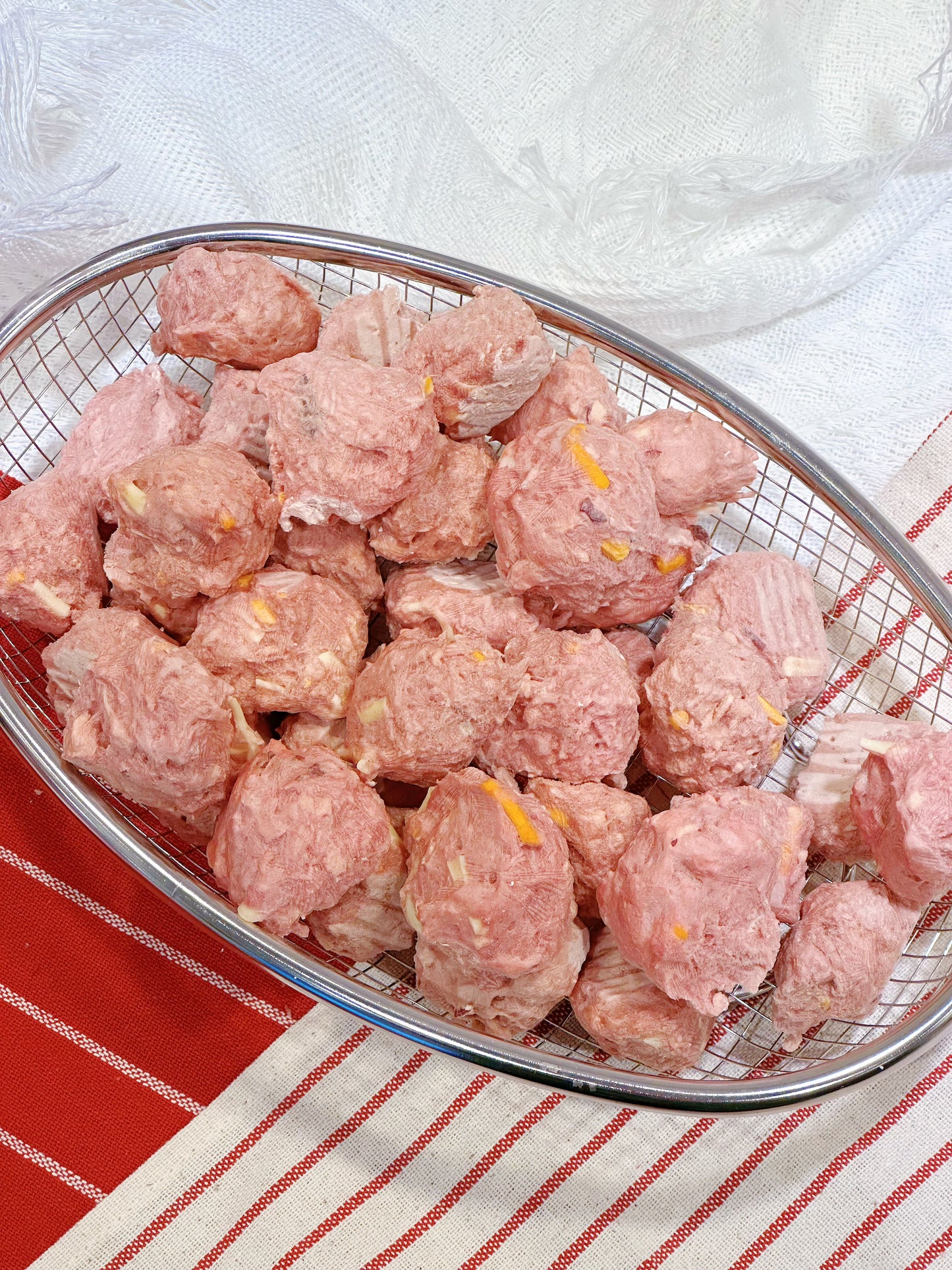 Boulettes de porc aux pommes et au fromage lyophilisées
