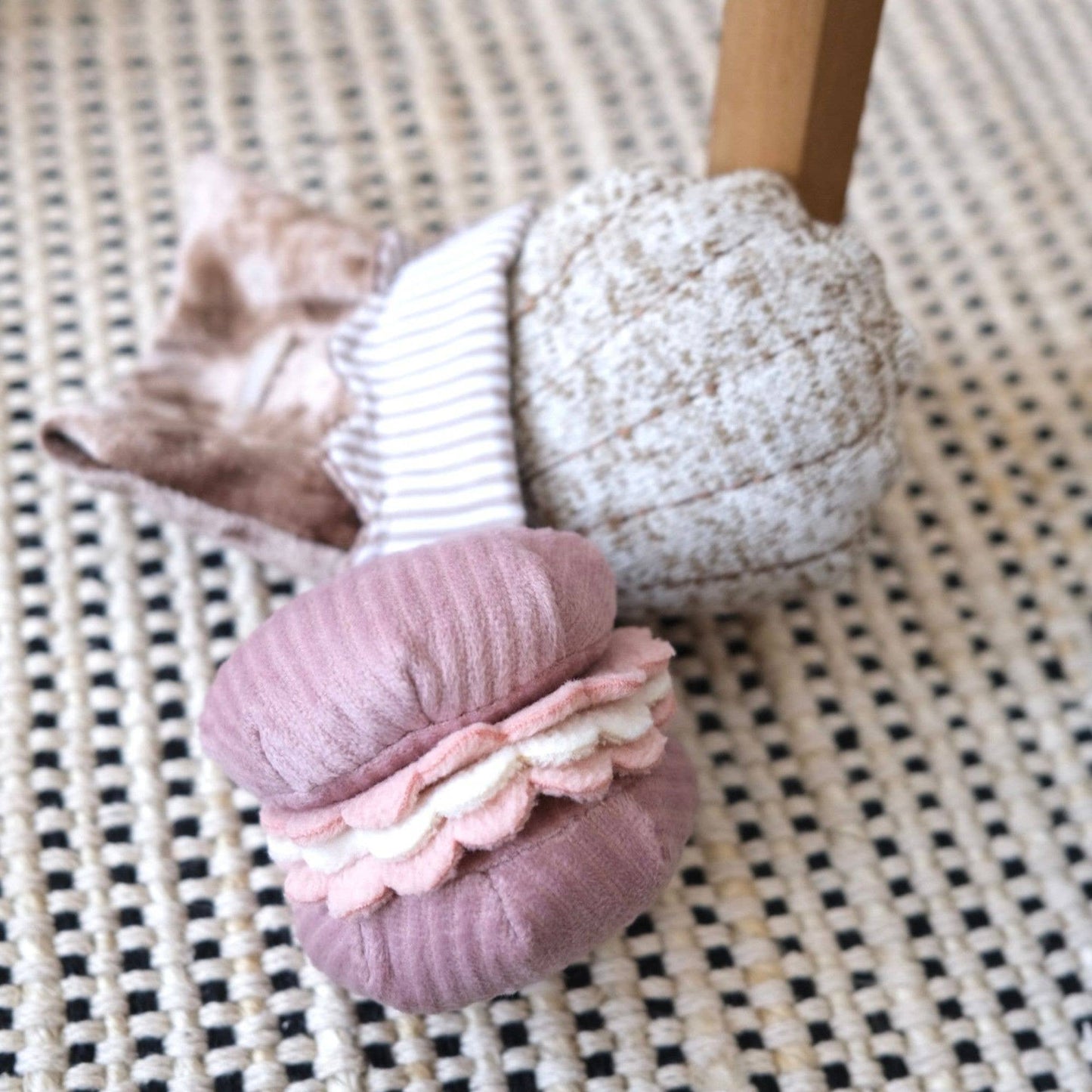 Lambwolf Collective | Madeleine + Macaron interactifs